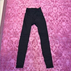 ALO Yoga Black Patterned Leggings